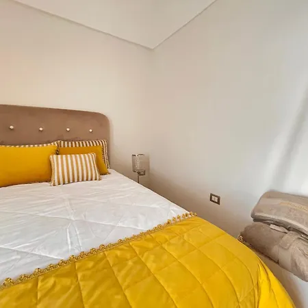 بيت ضيافة Suite-regia Domus Sovereto