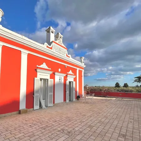 Luxury Regia With Swimming Pool Sovereto