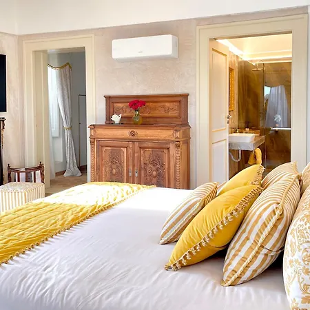 בית הארחה Suite-regia Domus